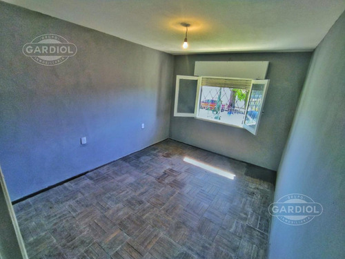 Imagen 4 de 14 de Ideal Inversion - Casa En Venta 2 Dormitorios -flor De Maroñas