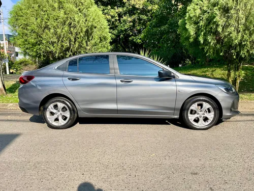 Chevrolet Onix 1.0T Premier Sedan At