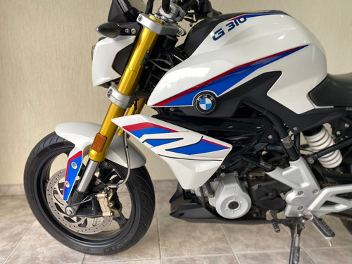 Imagen 3 de 16 de Moto Bmw G310