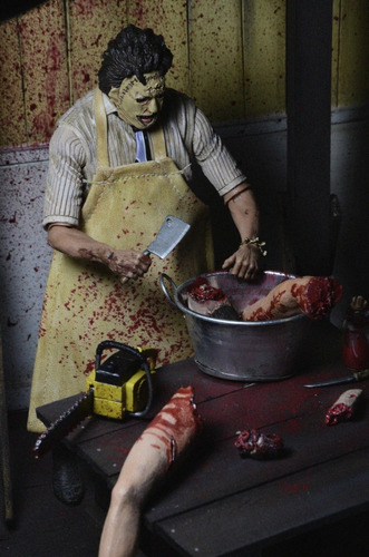 Ultimate Leatherface - 7¨ Action Fig - Texas Chainsaw Case 6