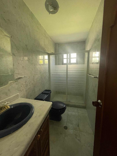 Las Villas Lechería Venta 1300 M2
