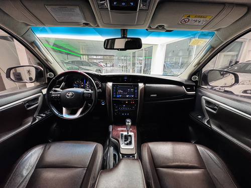Toyota Hilux SW4 2.8 Srx 177cv 4x4 7as At
