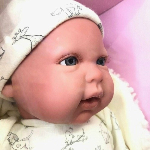Imagem 2 de 6 de Boneca Bebê Reborn Olhos Abertos Roupa Bege Baby Brink 1265
