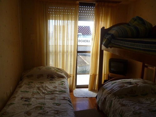 Imagen 4 de 14 de Vendo Departamento 3 Amb Zona La Perla