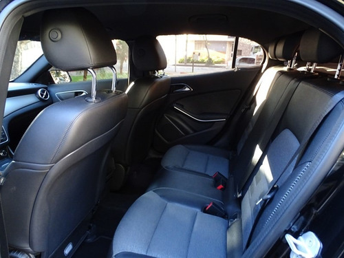 Mercedes-benz Gla 200 1.6 Cgi Style 16v Turbo Flex 4p