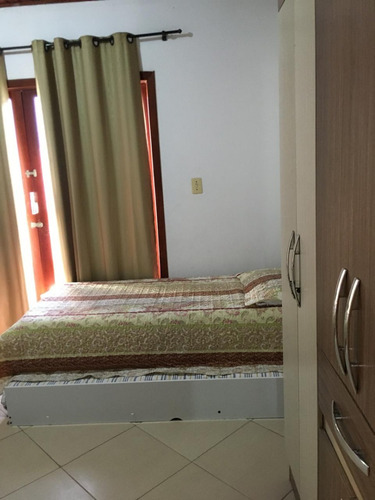 Aluguel Temporada Praia Ingleses-florianópolis-duplex 2 Dorm- 2smart Tv Com Filmes De 5 Telecines E Amazon Video-split-wifi