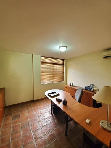 Imagen 11 de 14 de 125640 Liliana Trias 04140432833 Casa Quinta Venta La Granja