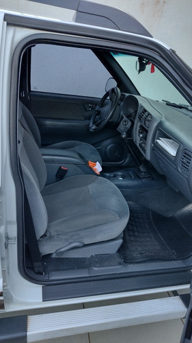 Imagem 4 de 12 de Chevrolet S10 2011 2.4 Rodeio Cab. Dupla 4x2 Flexpower 4p