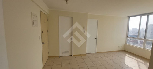 Depto., 2 Dorm, 1 Baño, Calle Zenteno, Comuna De Santiago