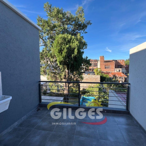 Venta En Block 2 Ph 3 Amb. En Caseros A Estrenar