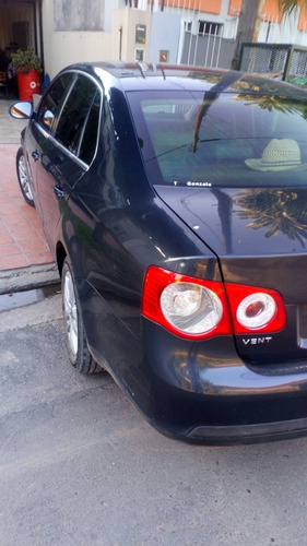 Volkswagen Vento 1.9 I Luxury Dsg 2010