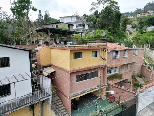 Vendo Casa 210m2 El Hatillo