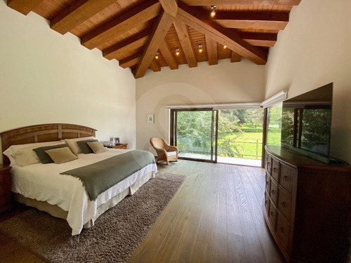 Casa En Venta En Club De Golf Los Encinos