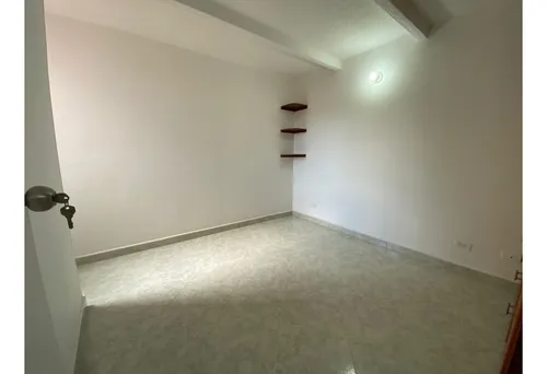 Apartamento En Venta Los Colores, Medellín