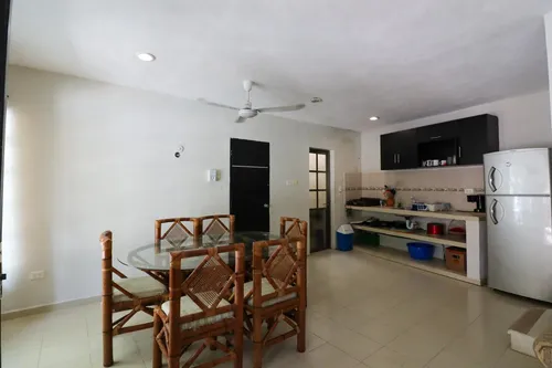 Casa En Venta Merida, Playa San Crisanto, A 60 M De La Playa, Entrega Inmediata
