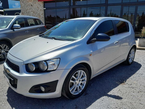 Imagen 4 de 13 de Chevrolet Sonic 1.6 4 Ptas Ltz 2013