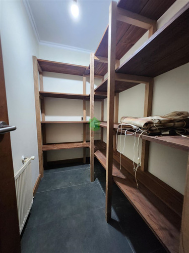 Hermosa Casa De 6 Dorm. En Parcela Para Arriendo En Valdivia