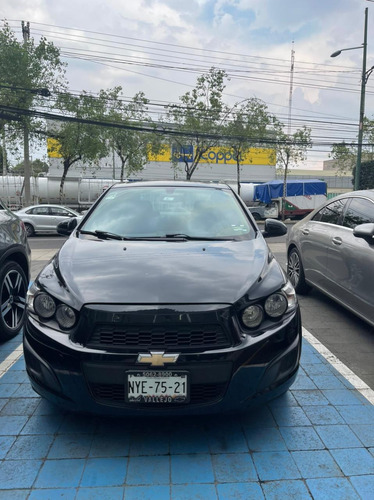 Imagen 11 de 13 de Chevrolet Sonic 1.6 Lt Mt 2016