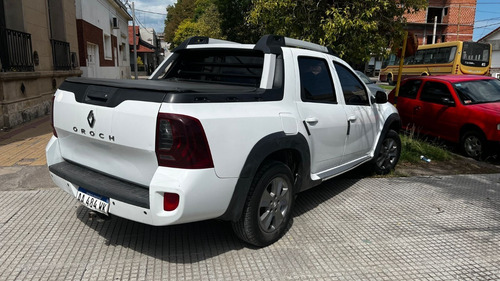 Imagen 4 de 8 de Renault Duster Oroch Outsider Blanco 2016 203.000 Km Roas