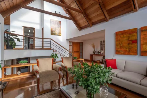 Casa En Arriendo/venta En Sierras Del Moral. Cod V7515