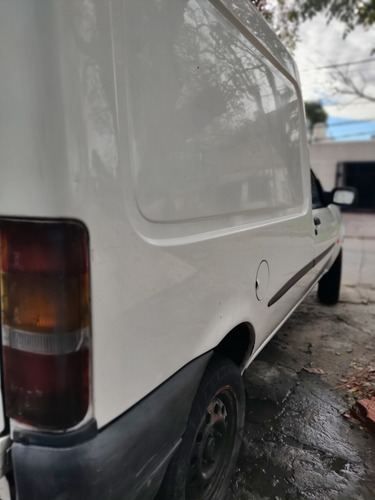 Ford Currier 1.8 Lx D
