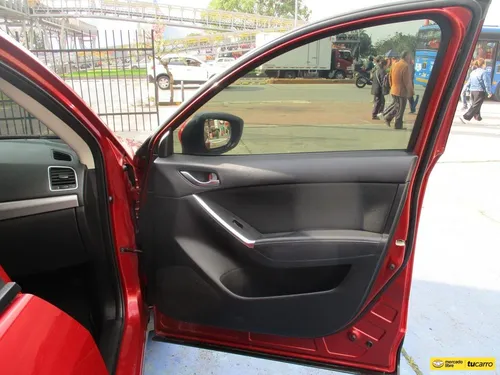 Mazda CX-5 TOURING 4X2 2000CC AT AA