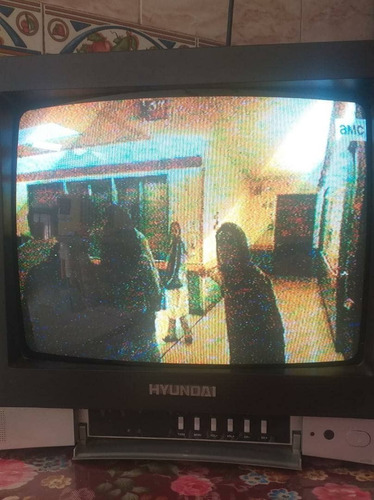 Imagen 2 de 4 de Televisor Hiunday 13 Usado