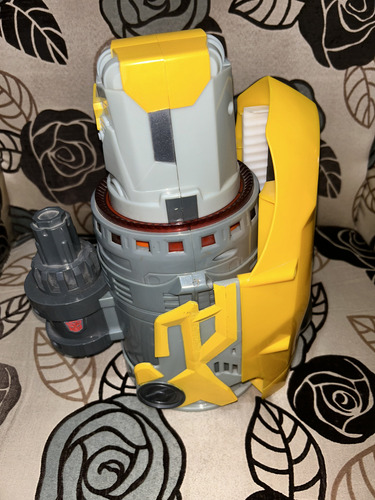 Juguetes Transformers Rise Of The Beasts Bumblebee (Usado)