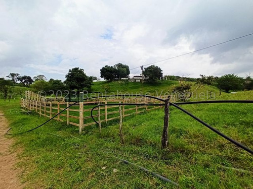 Granja Productiva Recreativa En La Via Duaca.dh