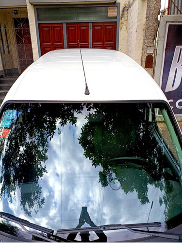 Imagen 7 de 24 de Peugeot Partner 2015 1.6 Hdi Furgon 5as Doble Puerta Lateral