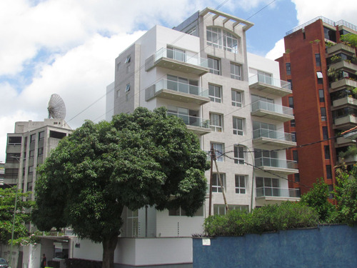 Apartamento En Venta - Urb. Santa Eduvigis