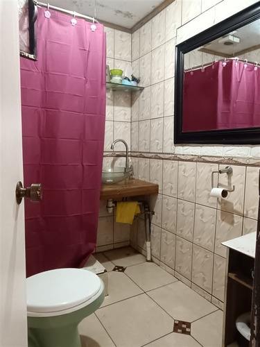 Casa En Venta De 5 Dorm. En Lo Prado