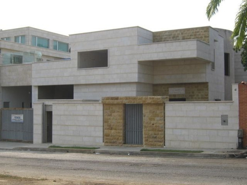 Imagen 10 de 14 de Gustavo Zavala Rentahouse 22-1676