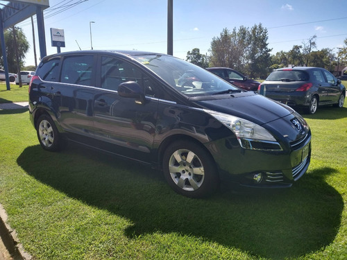 Peugeot 5008 Premium Plus