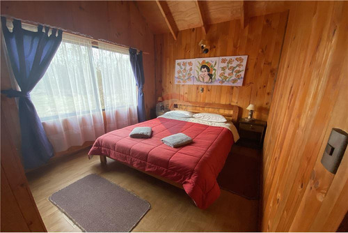 Parcela 8.700 M2 Con 6 Cabañas Equipadas Pucon