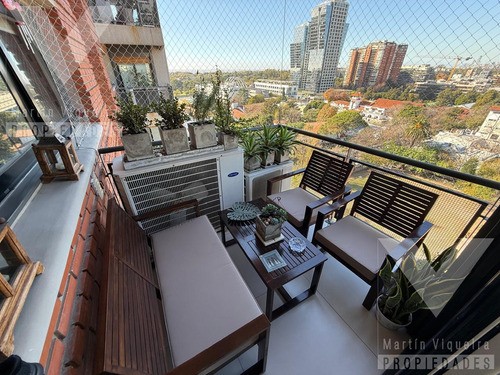 Semipiso De Revista En Las Torres Dragones. Vista Abierta. 2 Cocheras. Baulera. Piscina Climatizada