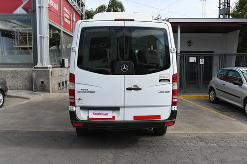 Imagen 3 de 18 de Mercedes Sprinter 2016 2.1 415 Combi 3665 150cv 9+1 Tn