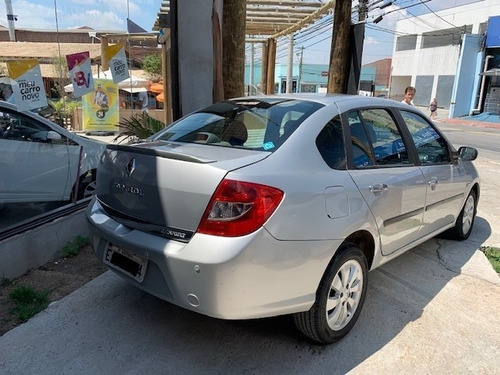 Renault Symbol Previlege 1.6 Completo