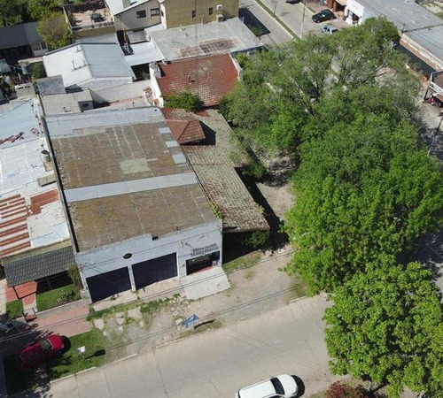 Imagen 5 de 26 de Gran Galpón Con Local Y Casa En El Centro De General Madariaga