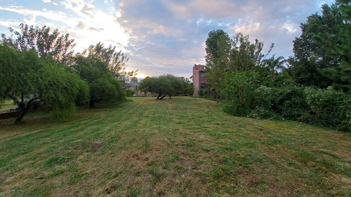 Terreno En Venta A Metros Del Camping De Los Canillitas