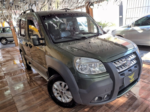 Imagem 2 de 9 de Doblo Adventure 1.8 2014 Impecavel