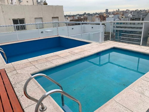 Imagen 8 de 9 de Venta Departamento Barrio General Paz 1 Dormitorio Pileta