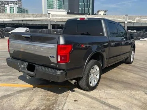 Ford Lobo Platinum Crew Cab 4x4