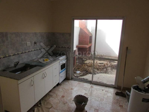 Triplex A Estrenar En Venta De 4 Ambientes En San Bernardo Oportunidad