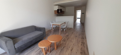 Imagen 6 de 13 de Depto 2 Amb A Estrenar C/dormitorio En Suite Y Balcón