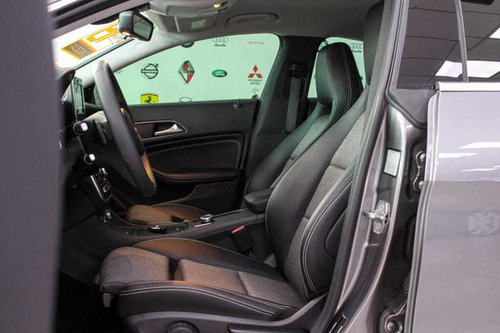 Imagem 8 de 15 de Mercedes-benz Cla180 2018