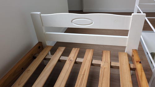 Cama Simple De Madera 1 Plaza - Diseño Moderno Y Funcional Blanco Standard (Usado)