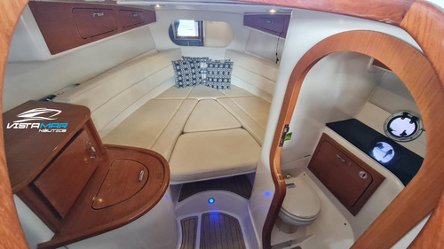 Lancha Phantom 300