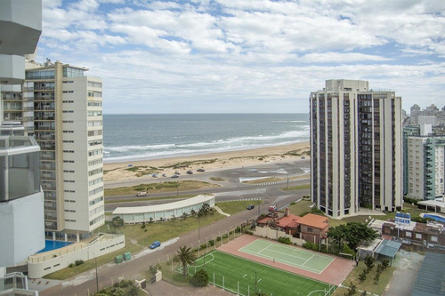 Apartamento En La Pastora, Vista Al Mar!