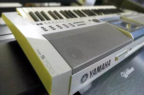 Teclado musical yamaha psr s700